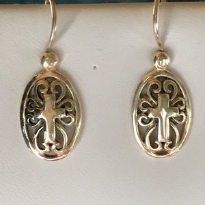 Oval With Cross In Center And Scroll Accents